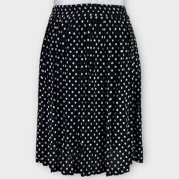 Casual Corner Pleated Polka Dot Pull-On Skirt (Black/White) - Medium - Picture 1 of 7